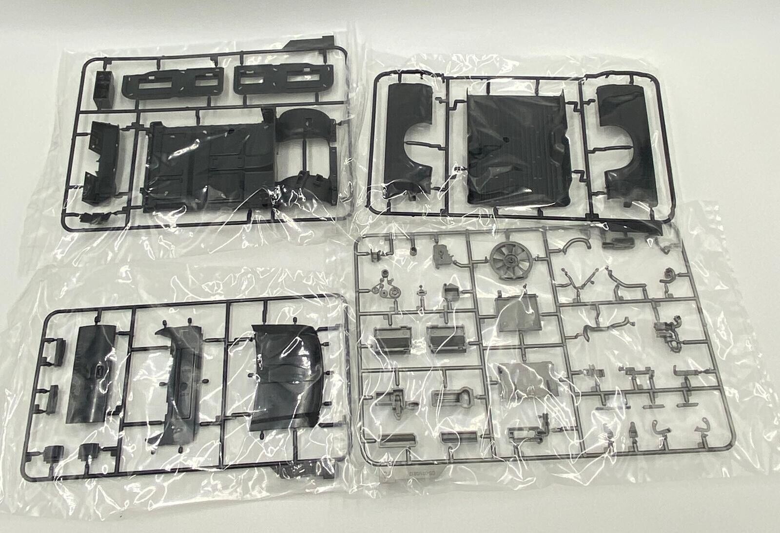 Ford F-350 SUPER DUTY CREW CAB Meng Model | No. CS-001 | 1:24