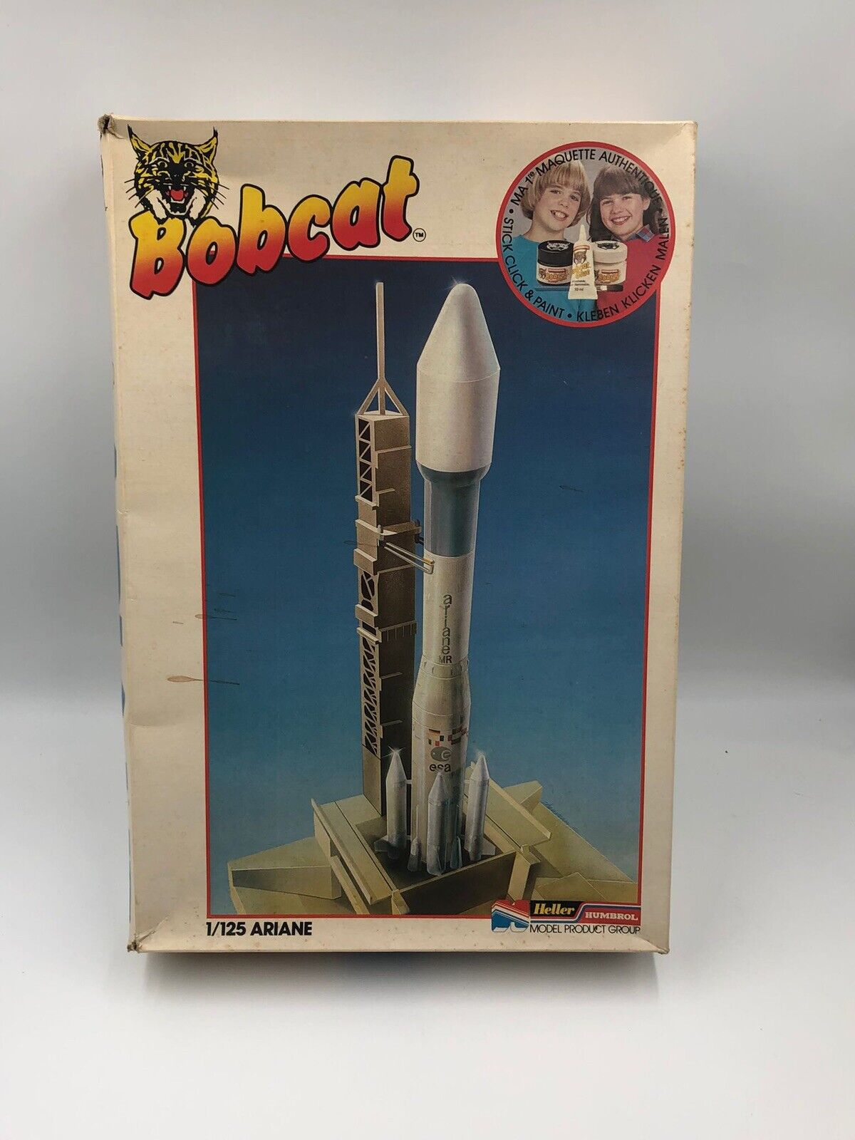 Heller #3401 1/125 Ariane Rocket with Launch Tower - Bobcat issue. RARE!