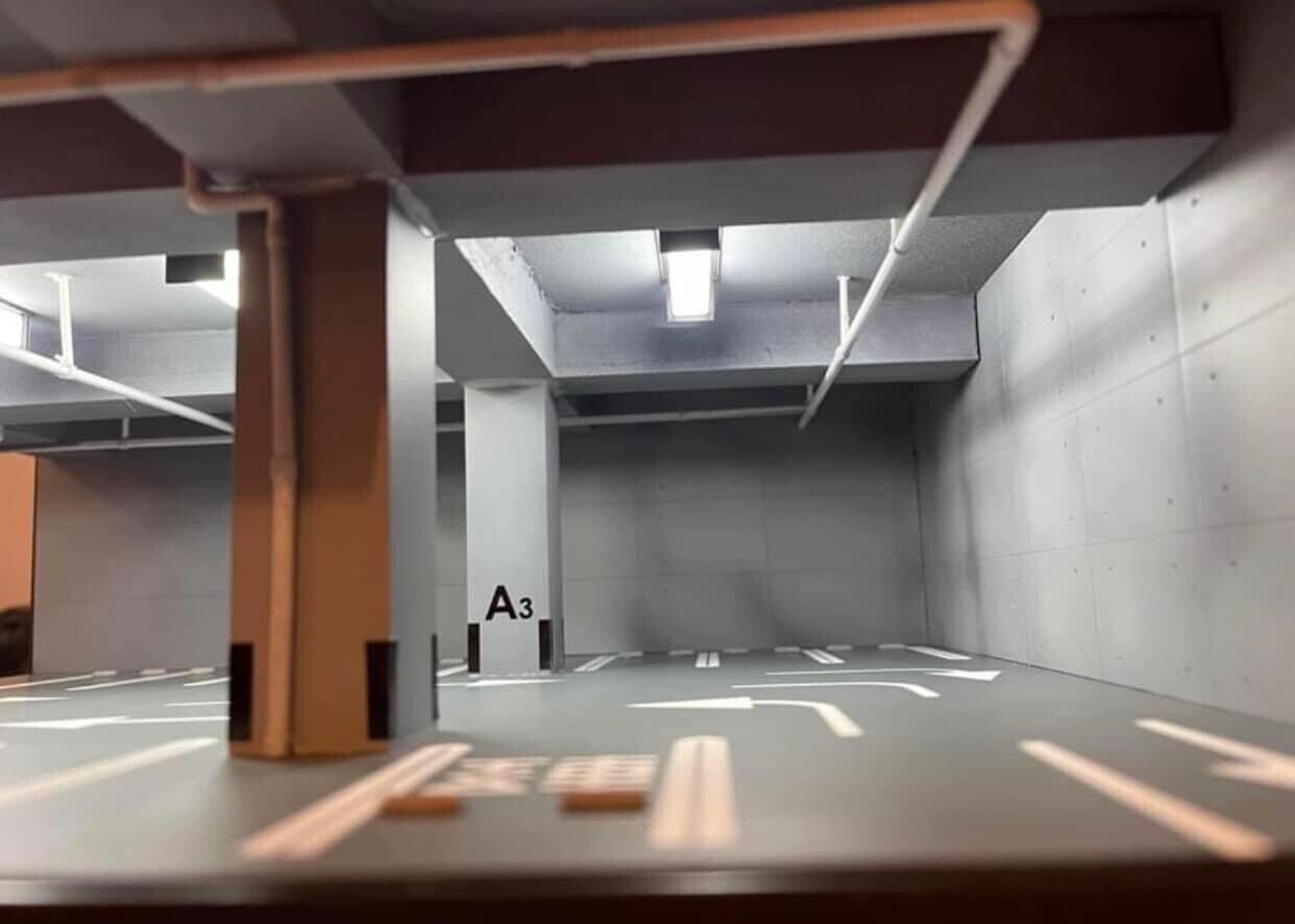 1/64 Scale IG-Model Underground Parking Diorama