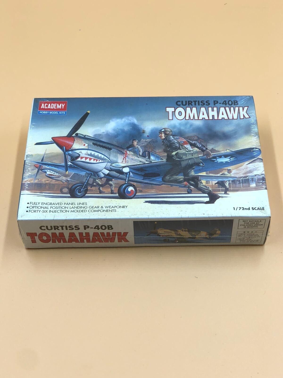 Curtiss P-40B Tomahawk Academy | No. 1655 | 1:72