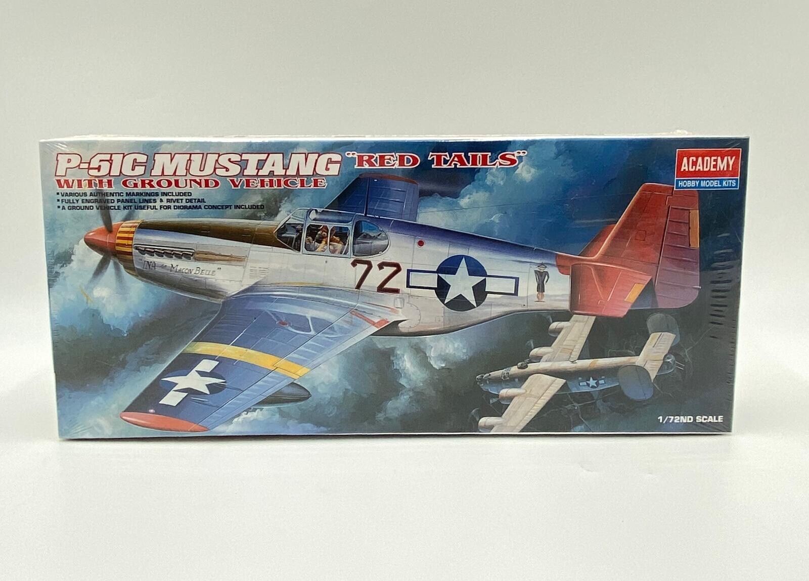 P-51C Mustang "Red Tails" with ground vehicle Academy | No. 2225 | 1:72