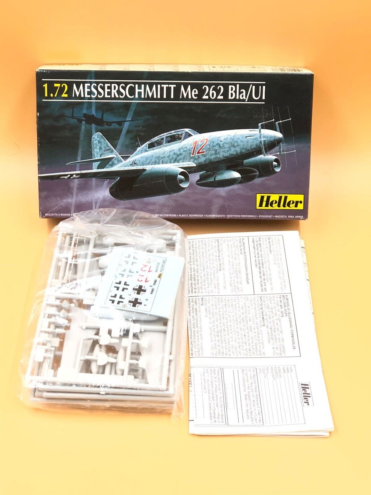 Messerschmitt Me 262 B1a/U1 Heller | No. 80233 | 1:72