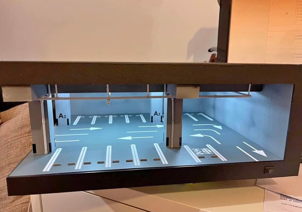 1/64 Scale IG-Model Underground Parking Diorama