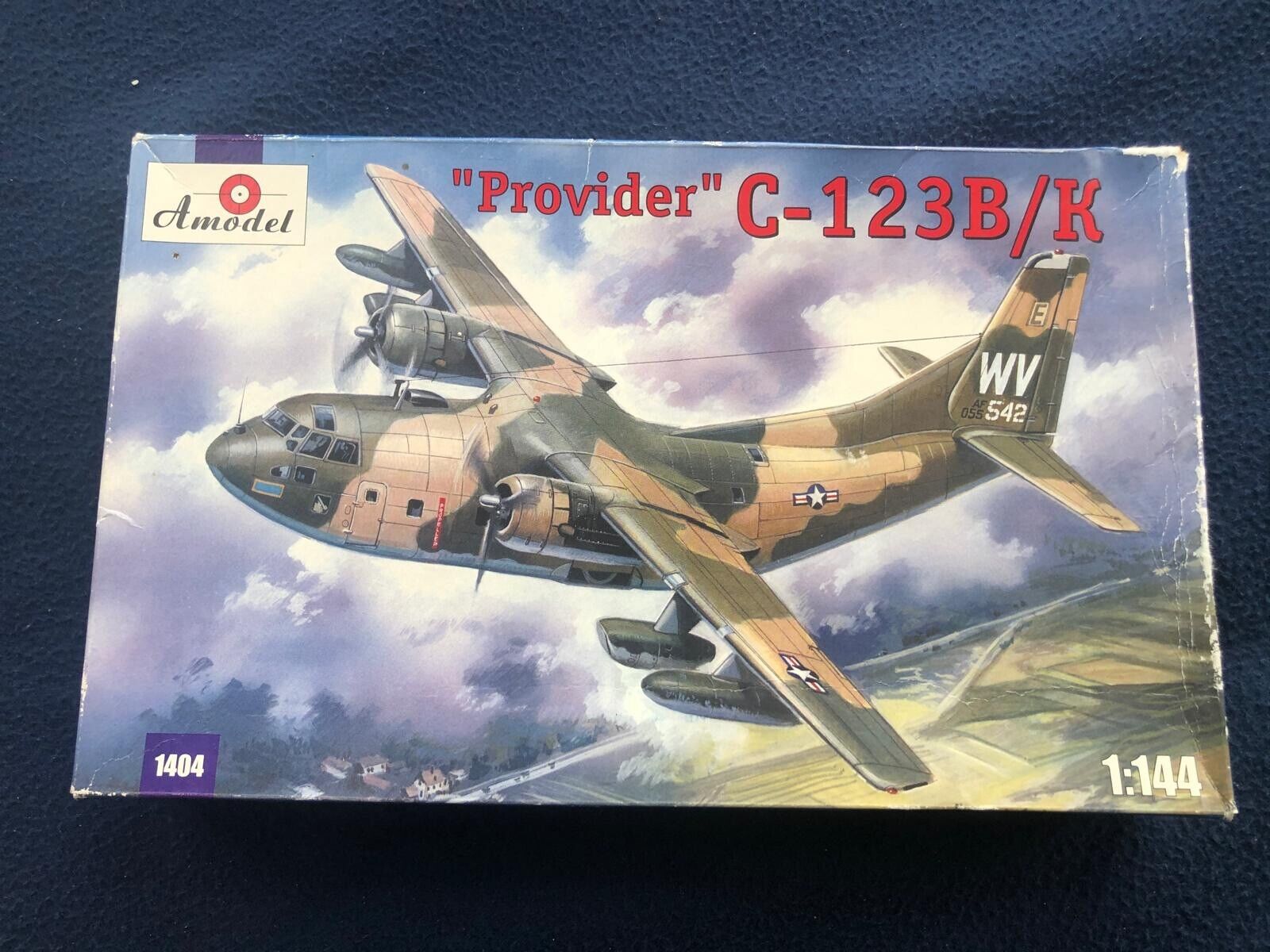 Amodel Provider C-123B/K Propeller Aircraft 1:144