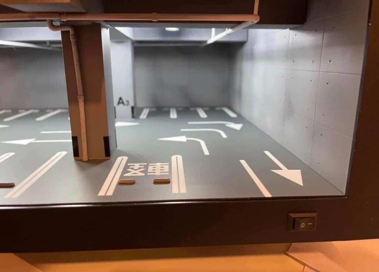 1/64 Scale IG-Model Underground Parking Diorama